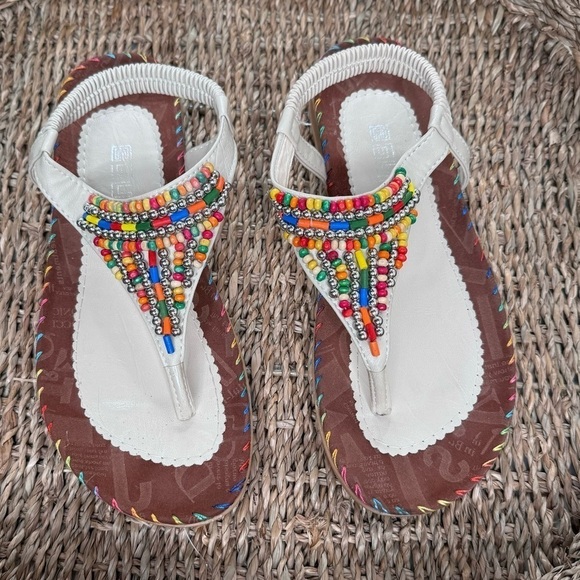 Beaded brightly colored beautiful boho Flat Sandals in NWOT condition SZ 11.5 - Picture 3 of 8